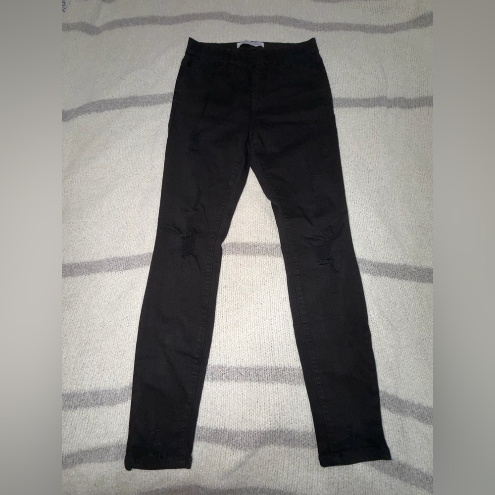 Women’s Black Distressed Skinny Jeans